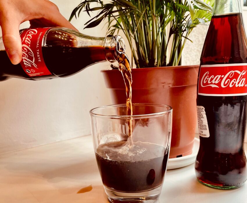 Laimes pilnie prieka mirkļi ar Coca-Cola