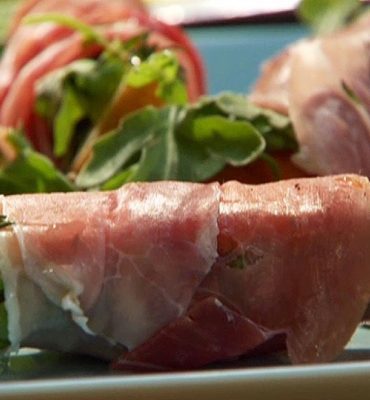 Prosciutto ar bumbieri un zilo sieru