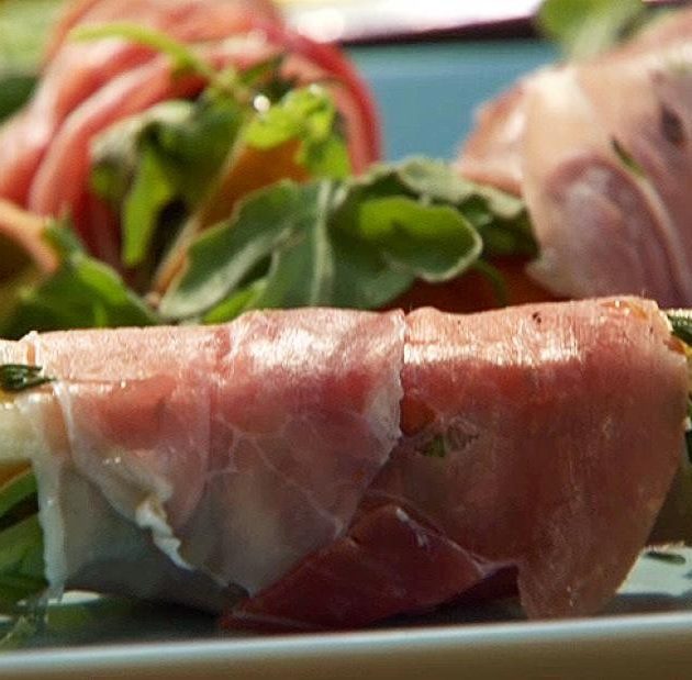 Prosciutto ar bumbieri un zilo sieru